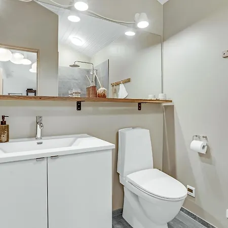 別荘 In With Kitchen *