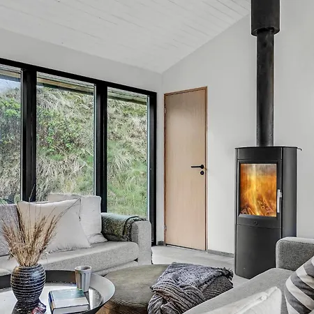 別荘 In With Kitchen *