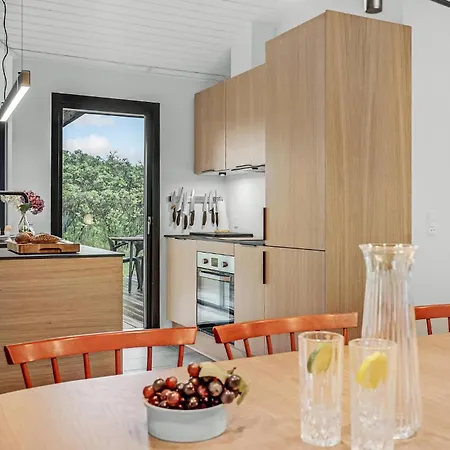 In With Kitchen Saltum