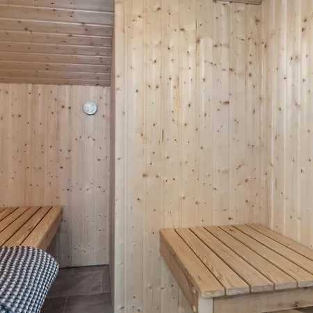 別荘 In With Kitchen *