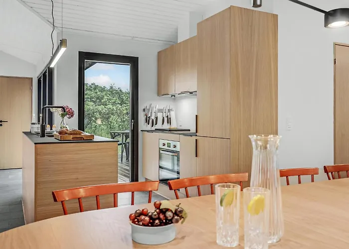 In With Kitchen Saltum